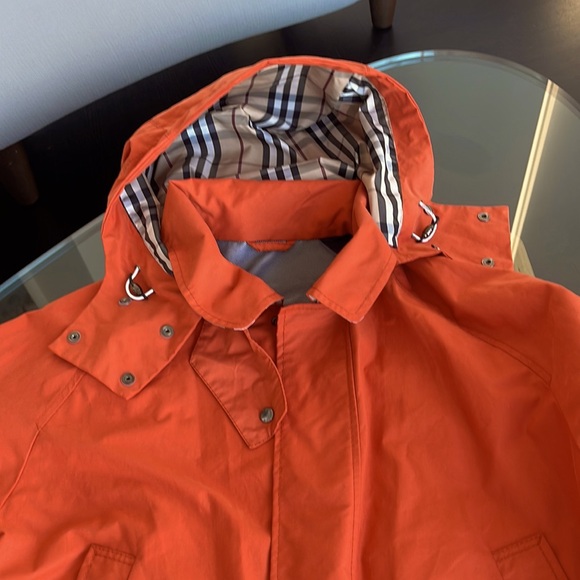 Authentic Vintage Burberry Orange Jacket - Picture 11 of 13